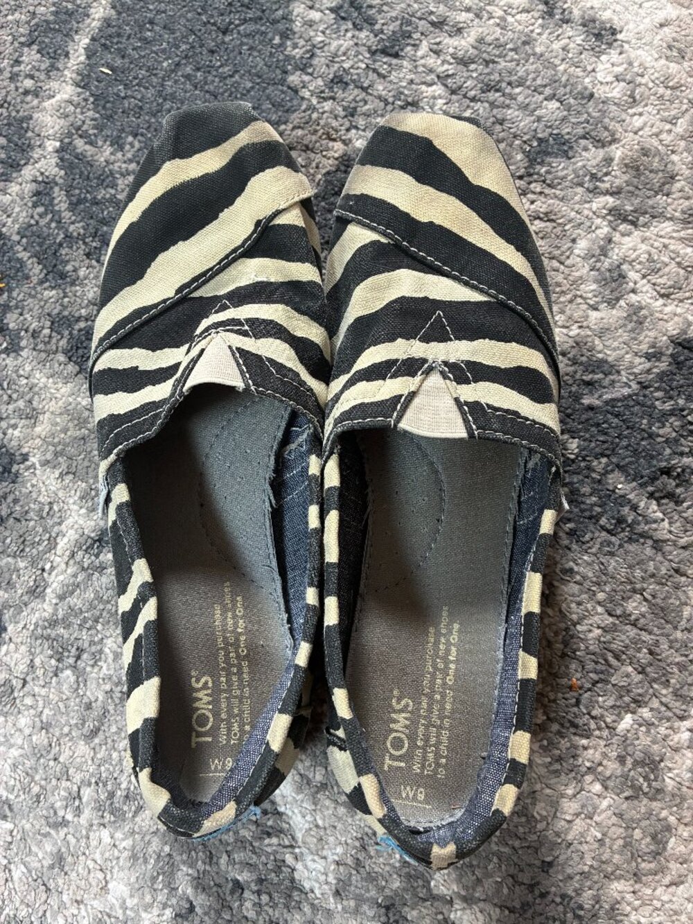 Tom's Canvas Zebra Alpargata's